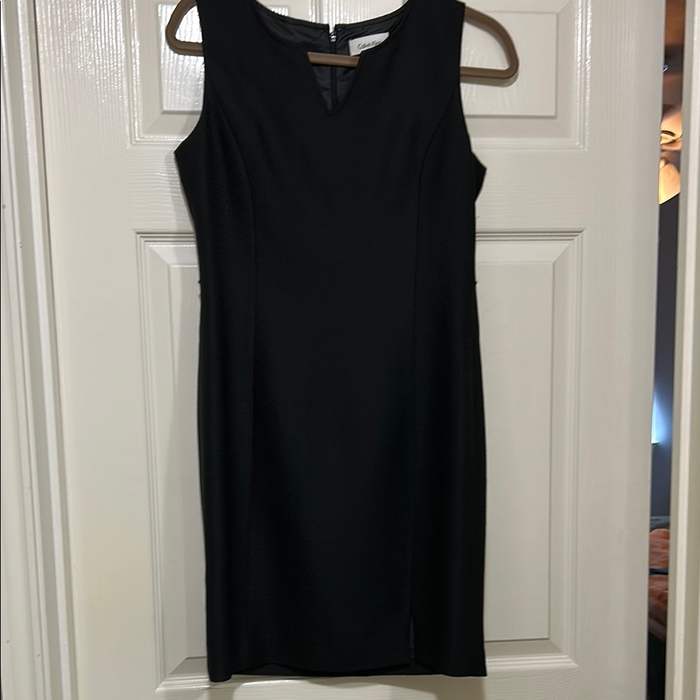 Calvin Klein Black Sleeveless V-Neck Sheath Dress